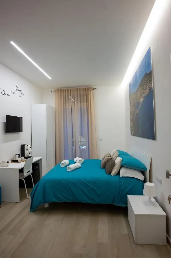 K-Home Naples Bed & Breakfast